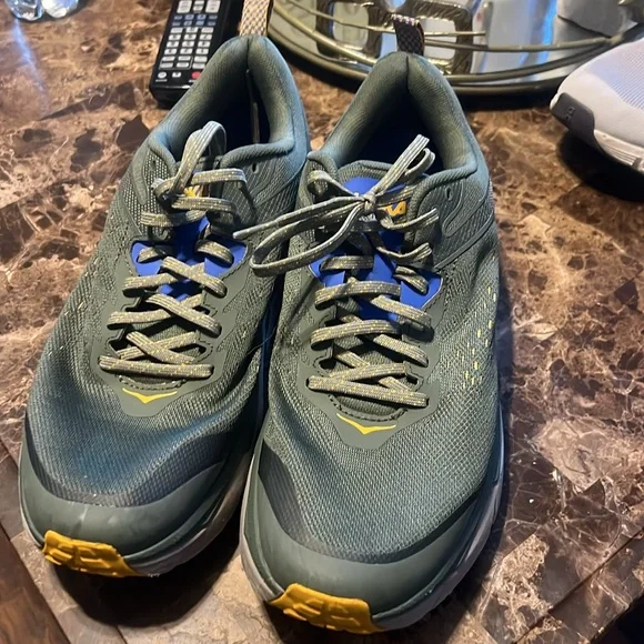 Hoka 🤩 - Picture 3 of 4